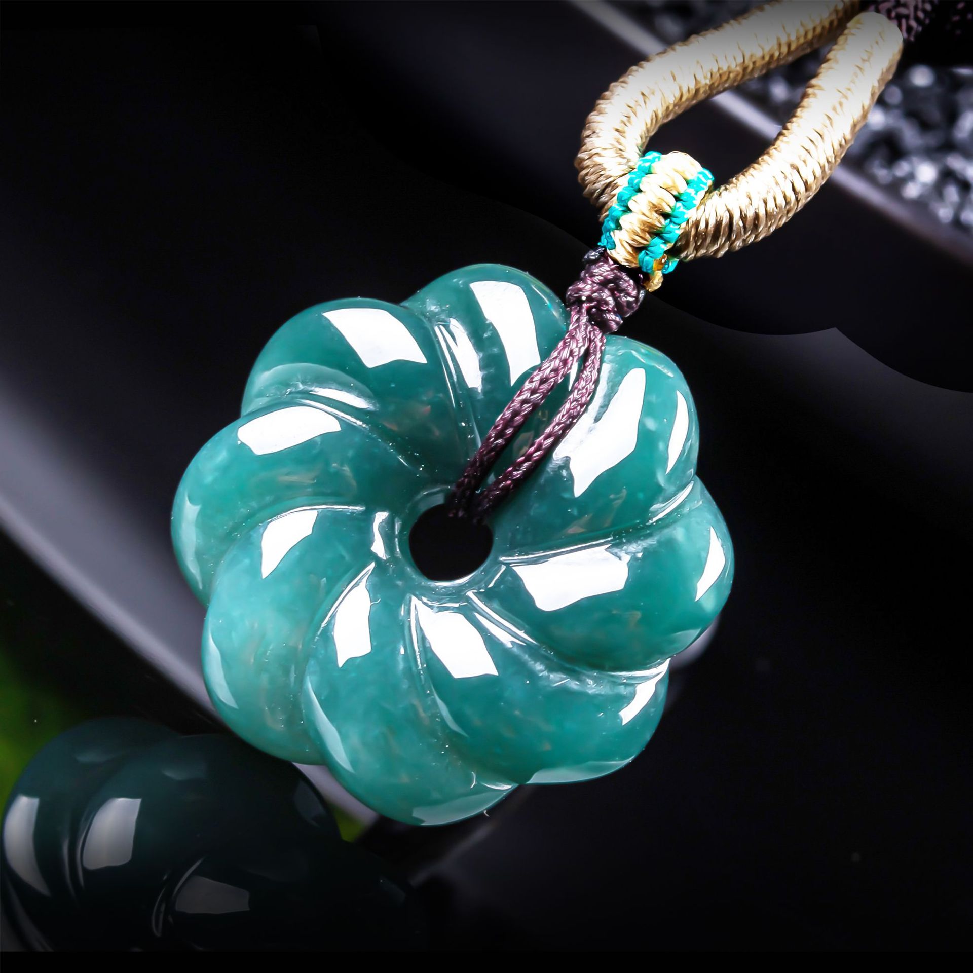天然ビルマ翡翠の花ペンダントネックレスアクセサリー、宝石のお - Women Fashion Necklace のレビューと価格