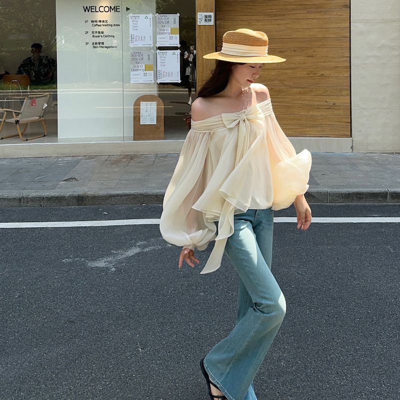 フレンチスタイルオフショルダーパフスリーブシャツ女性初秋非対 - Asymmetric Top Women のレビューと価格