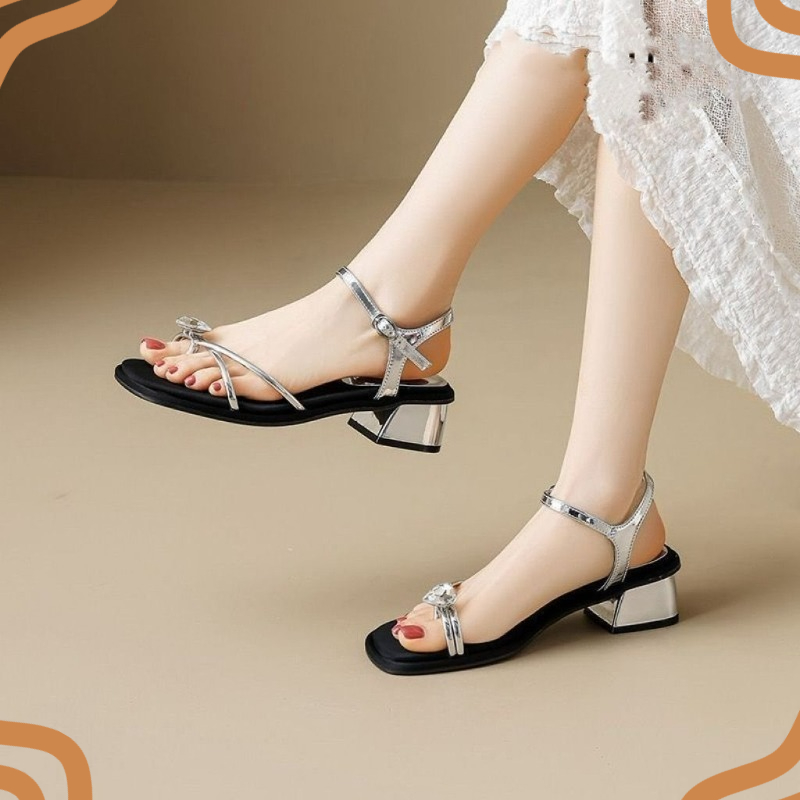 2026年新作、女性用高級ラインストーンハイヒールサンダル。 - Women Fashion Korean のレビューと価格