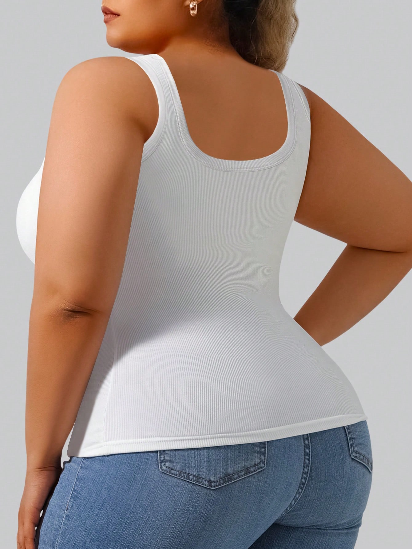 プラスサイズ レディース ソリッド リブ編み タンクトップ  - V Neck Cami Top のレビューと価格